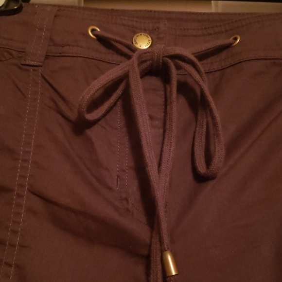 JONES OF NEW YORK SPORT CAPRIS NWT - Picture 3 of 8